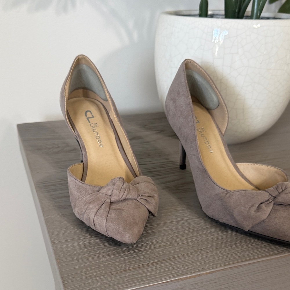 CL by Laundry Taupe Knot-Front Pointed-Toe Heels